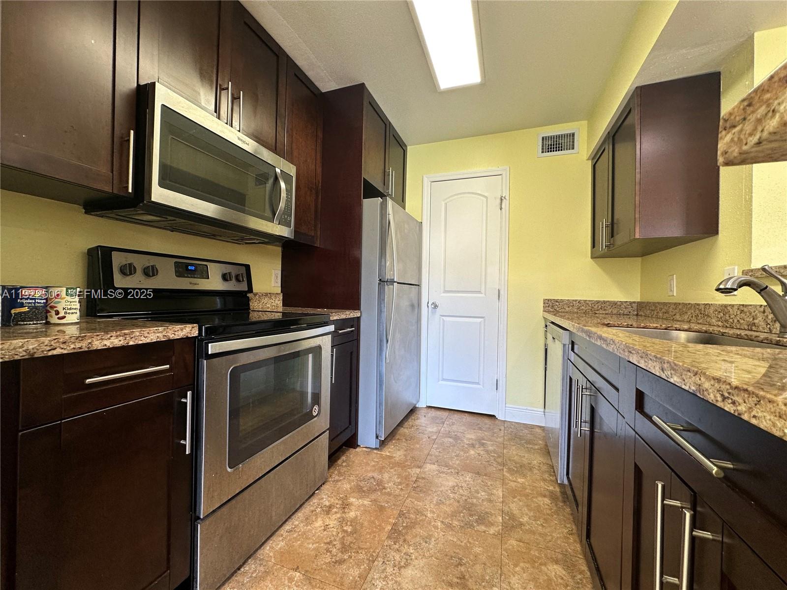 SAILBOAT POINTE CONDO - Residential Lease