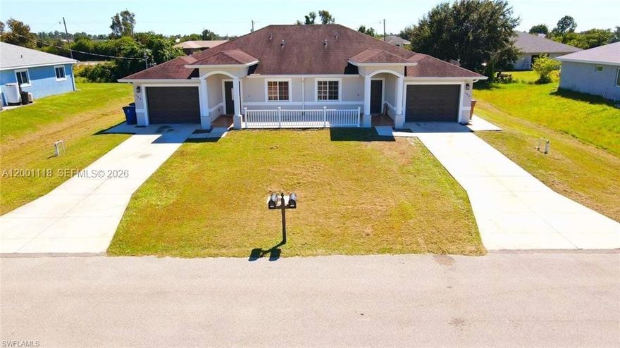 Charming and well-maintained 2-bedroom, 2-bath residence available for immediate occupancy! This bright and inviting unit features a functional layout with comfortable living spaces, ample natural light, and a cozy kitchen. Conveniently located near major highways I75, Just minutes from Fort Myers International Aiport, shopping, dining, this is a great opportunity to secure an affordable rental in a centrally located neighborhood. Fast approval process – move in right away!