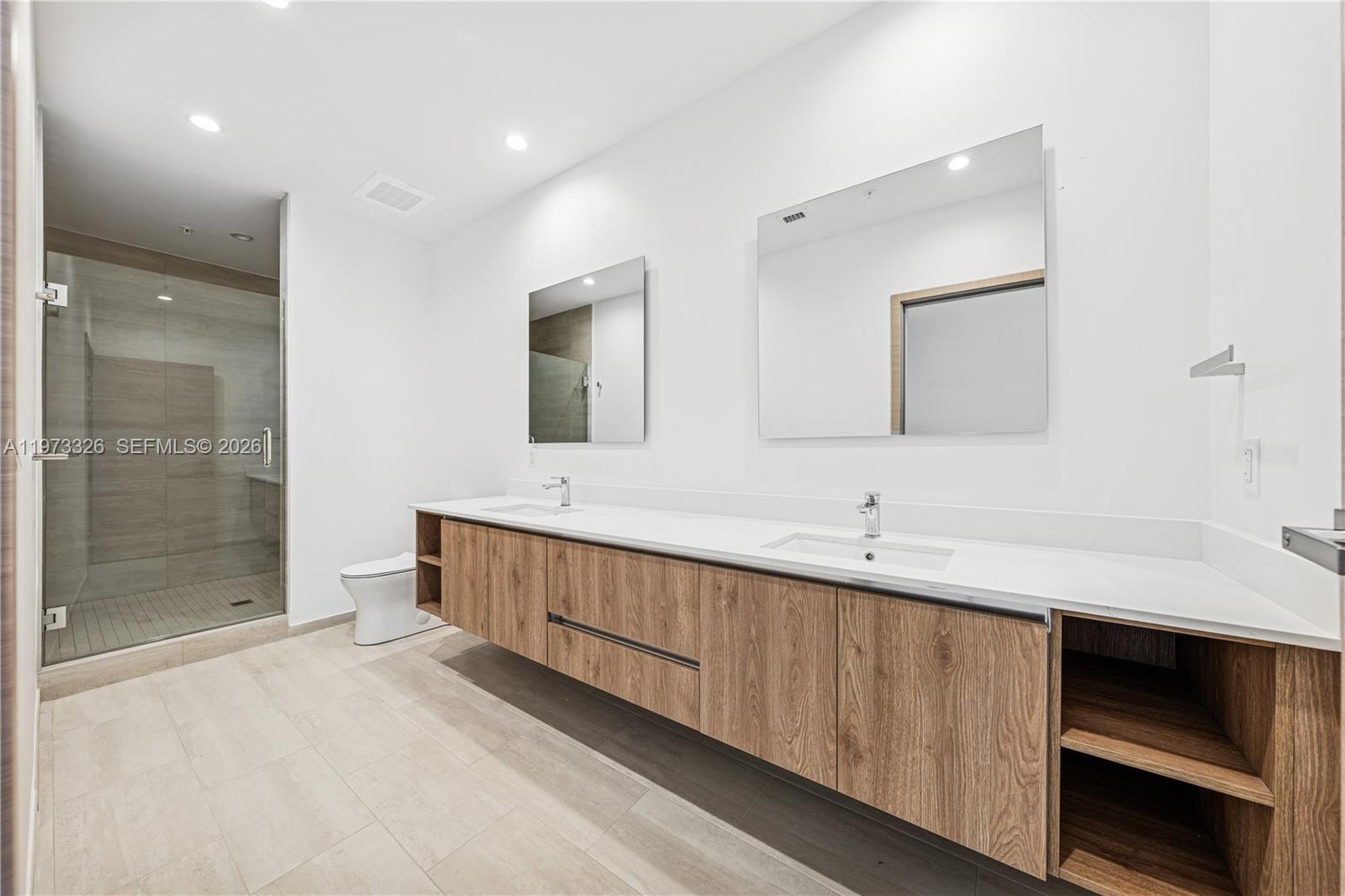 BAY HARBOR ISLAND - Residential Lease