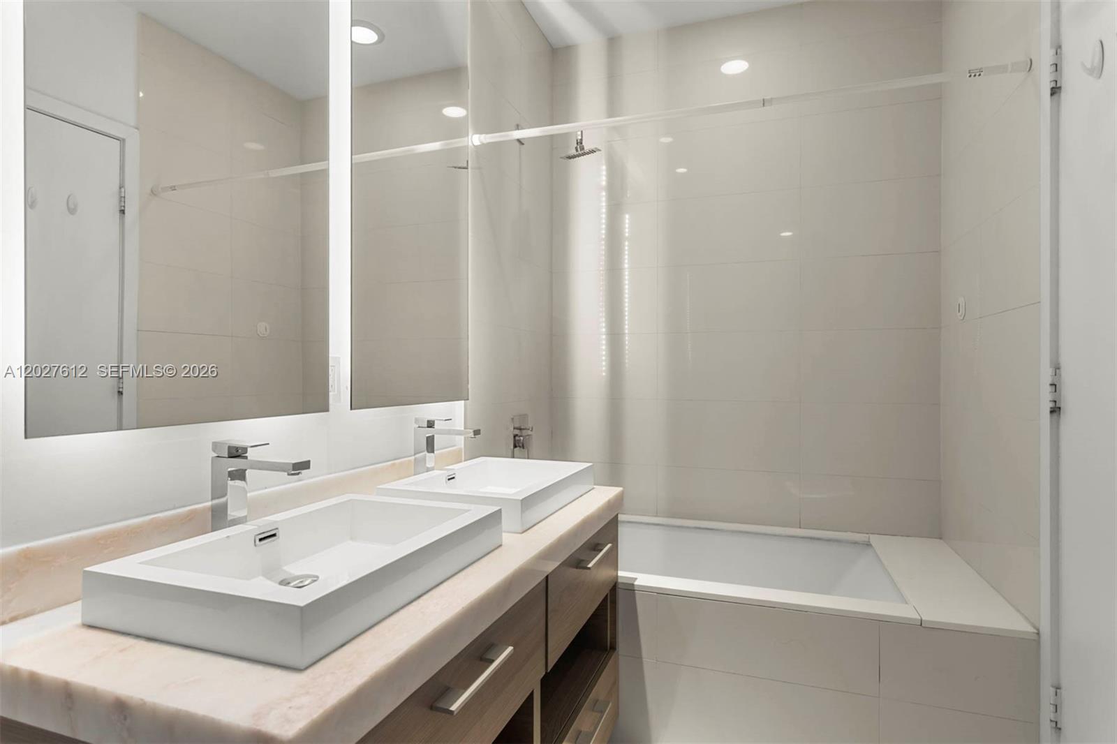 1300 S MIAMI AVENUE CONDO - Residential