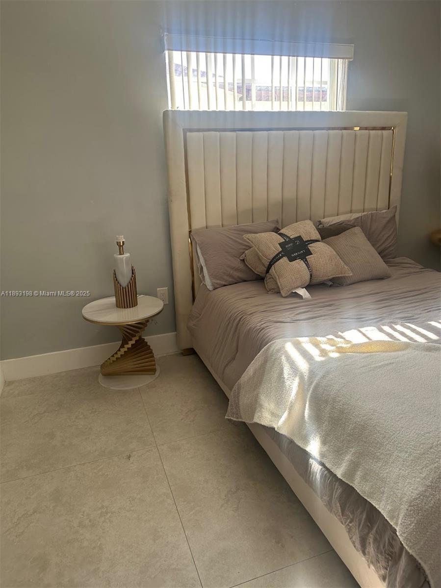 SUNRISE GOLF VILLAGE SEC - Residential