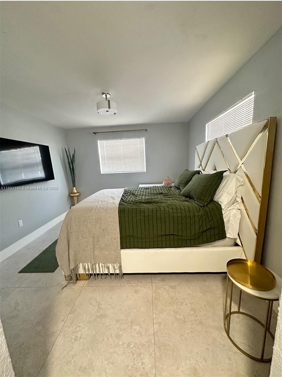 SUNRISE GOLF VILLAGE SEC - Residential