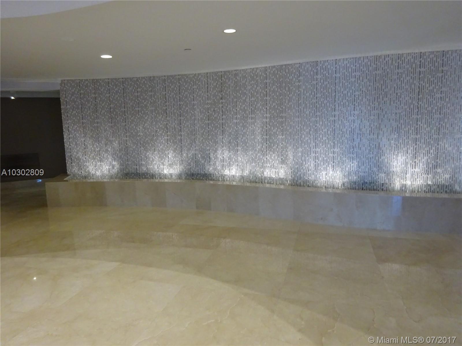 THE PINNACLE CONDO - Residential Lease