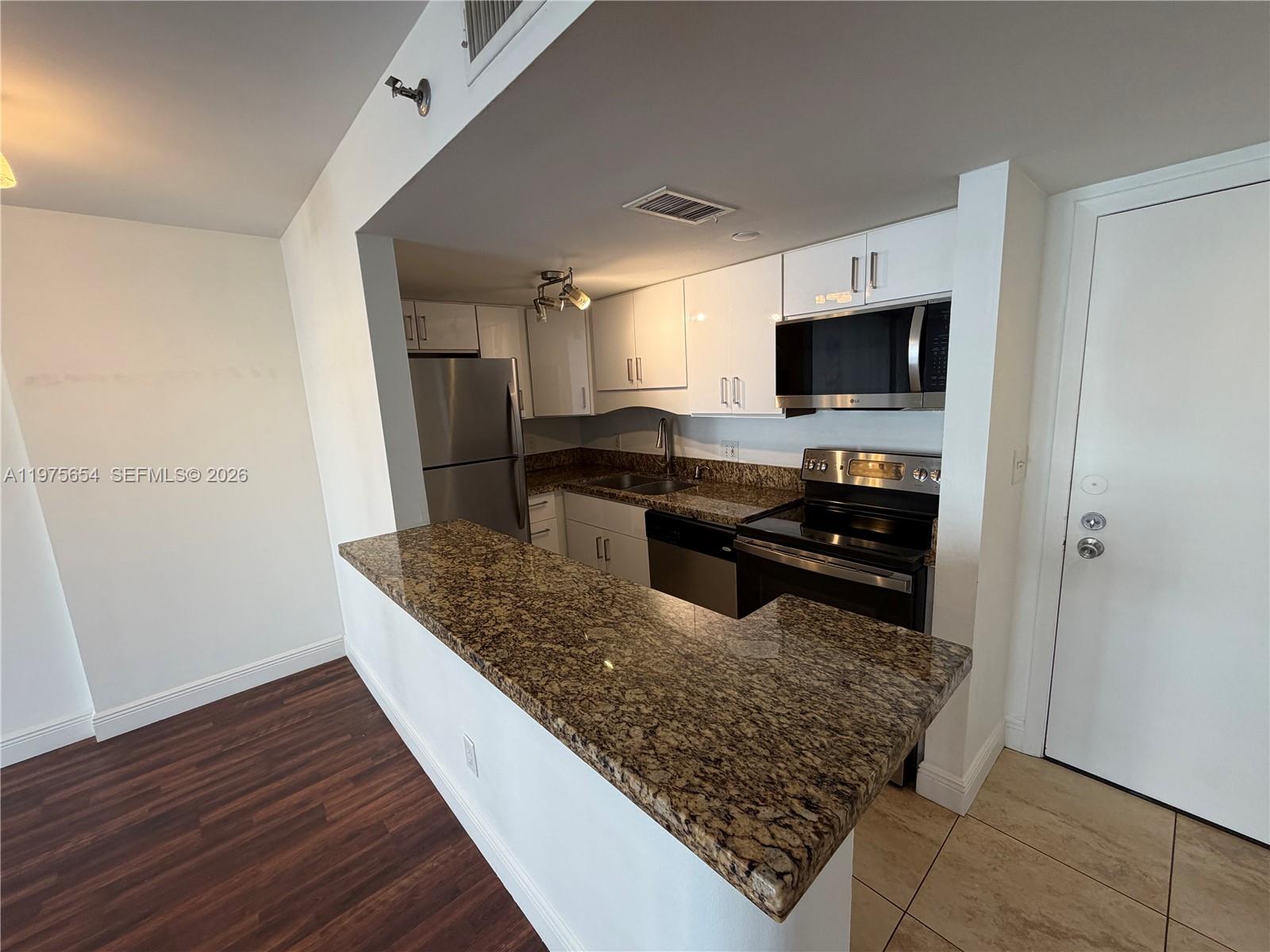 770 Claughton Island Dr 707