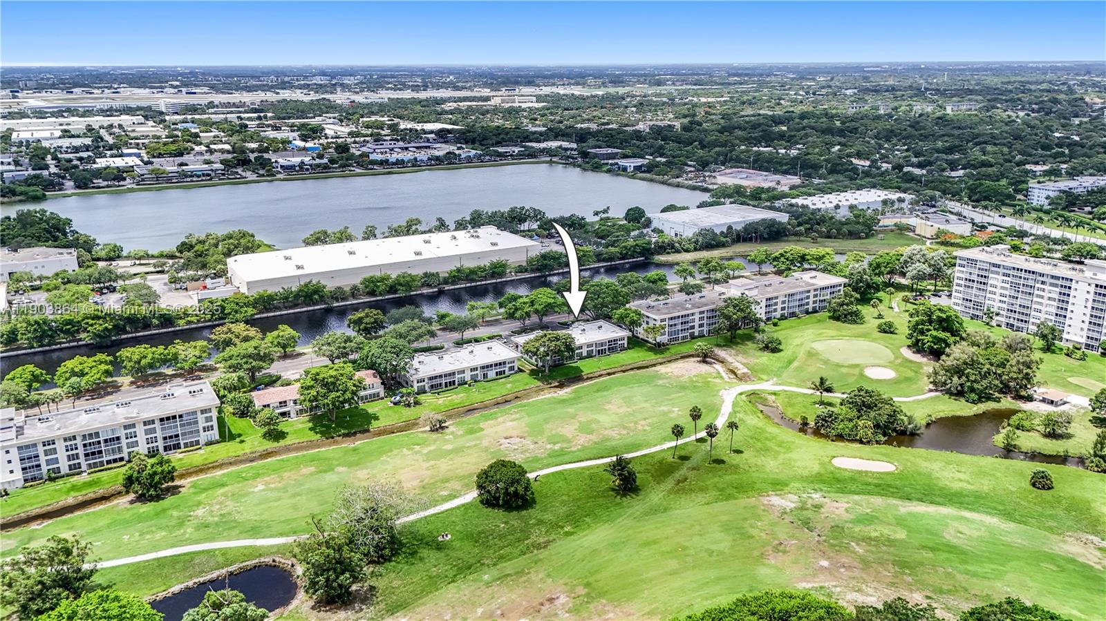 NO 5 PALM-AIRE COUNTRY CL - Residential