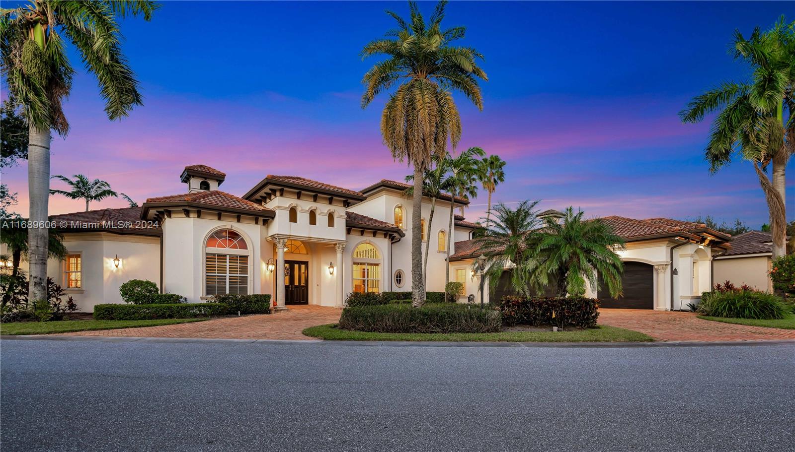 18669 Se Palm Island Ln, Jupiter, Palm Beach County, Florida - 5 Bedrooms  
6 Bathrooms - 