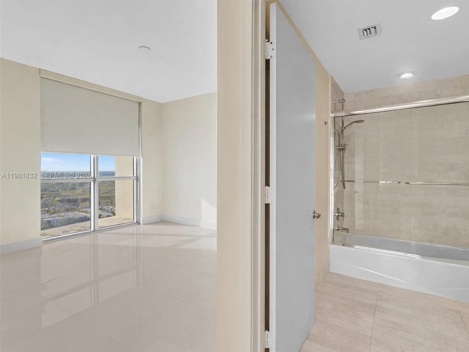 MARINA PALMS RESIDENCES N - Residential Lease