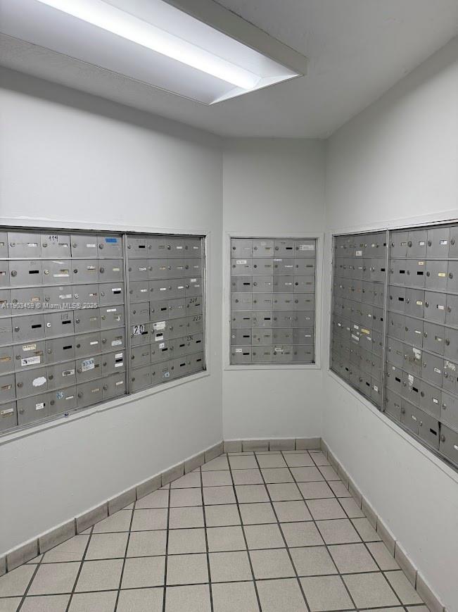 INTERNATIONAL PARK CONDO - Residential Lease