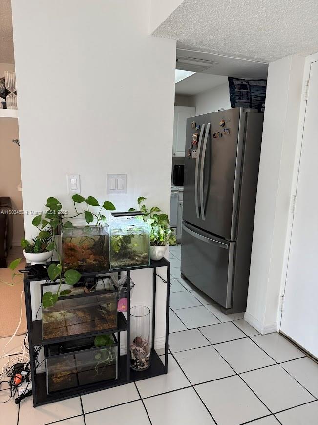 INTERNATIONAL PARK CONDO - Residential Lease