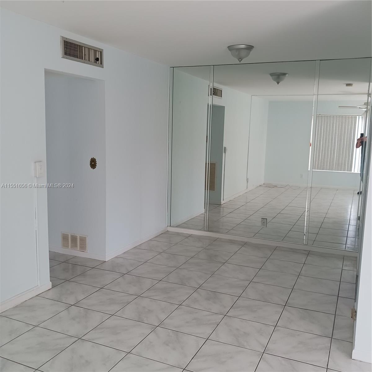 HIGH POINT WEST CONDO - Residential