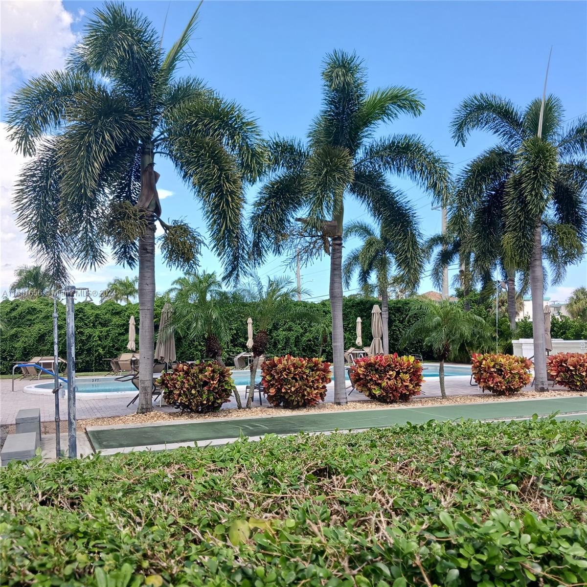 HIGH POINT WEST CONDO - Residential