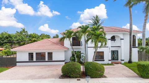Single Family Residence in Miami FL 15713 46TH TERRACE Ter.jpg