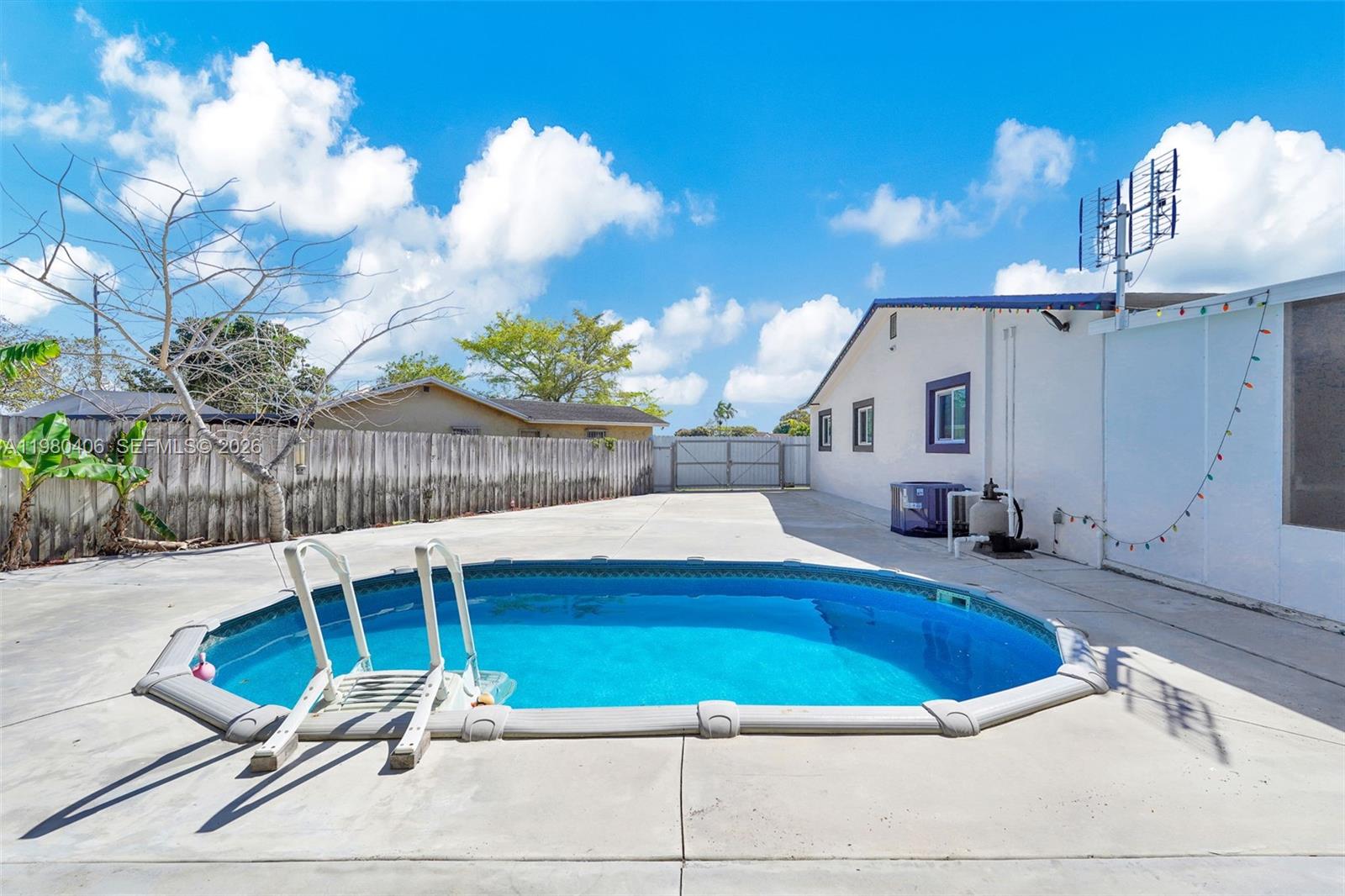 SOUTHLAND PINES - Residential