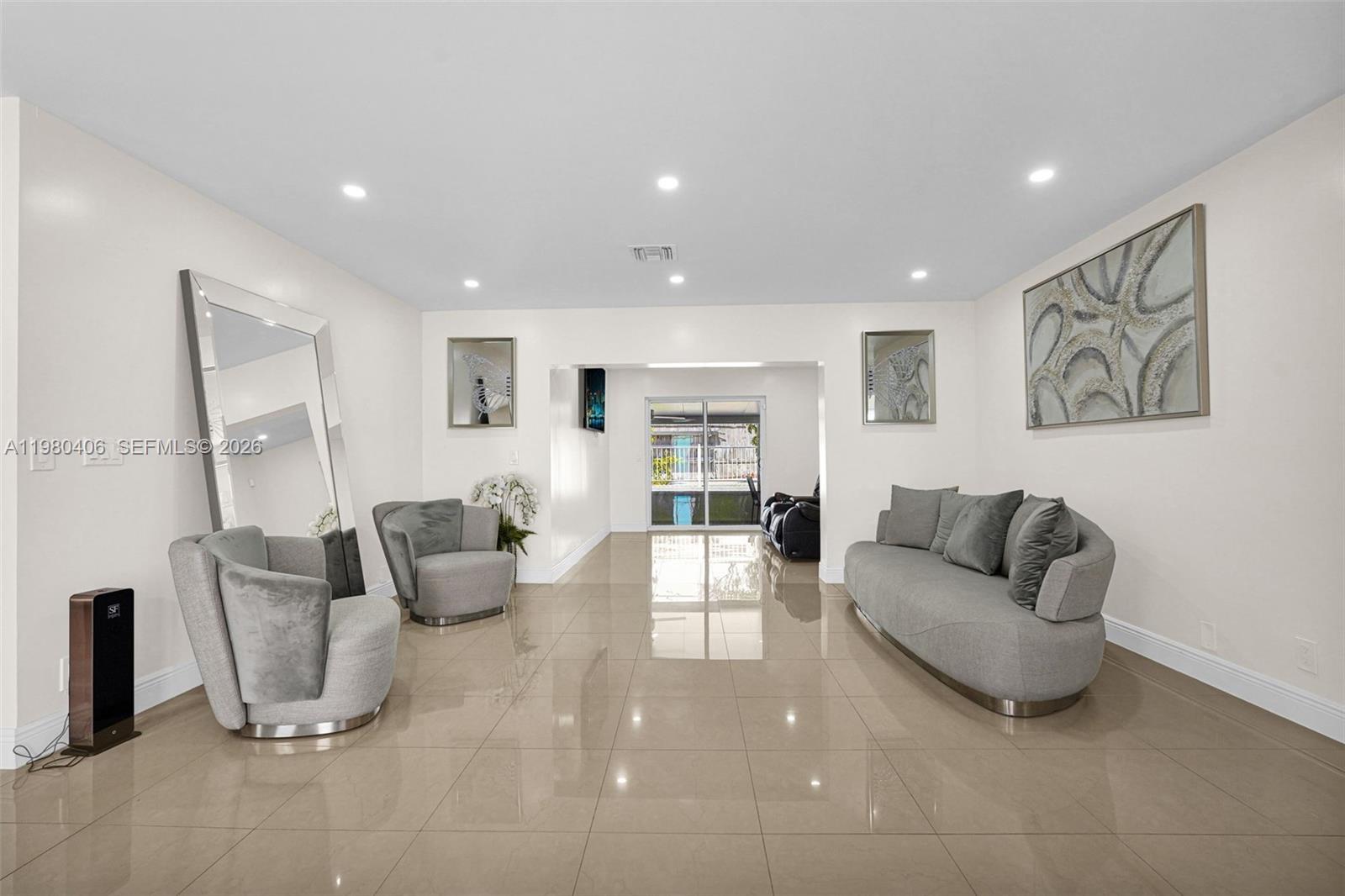 SOUTHLAND PINES - Residential