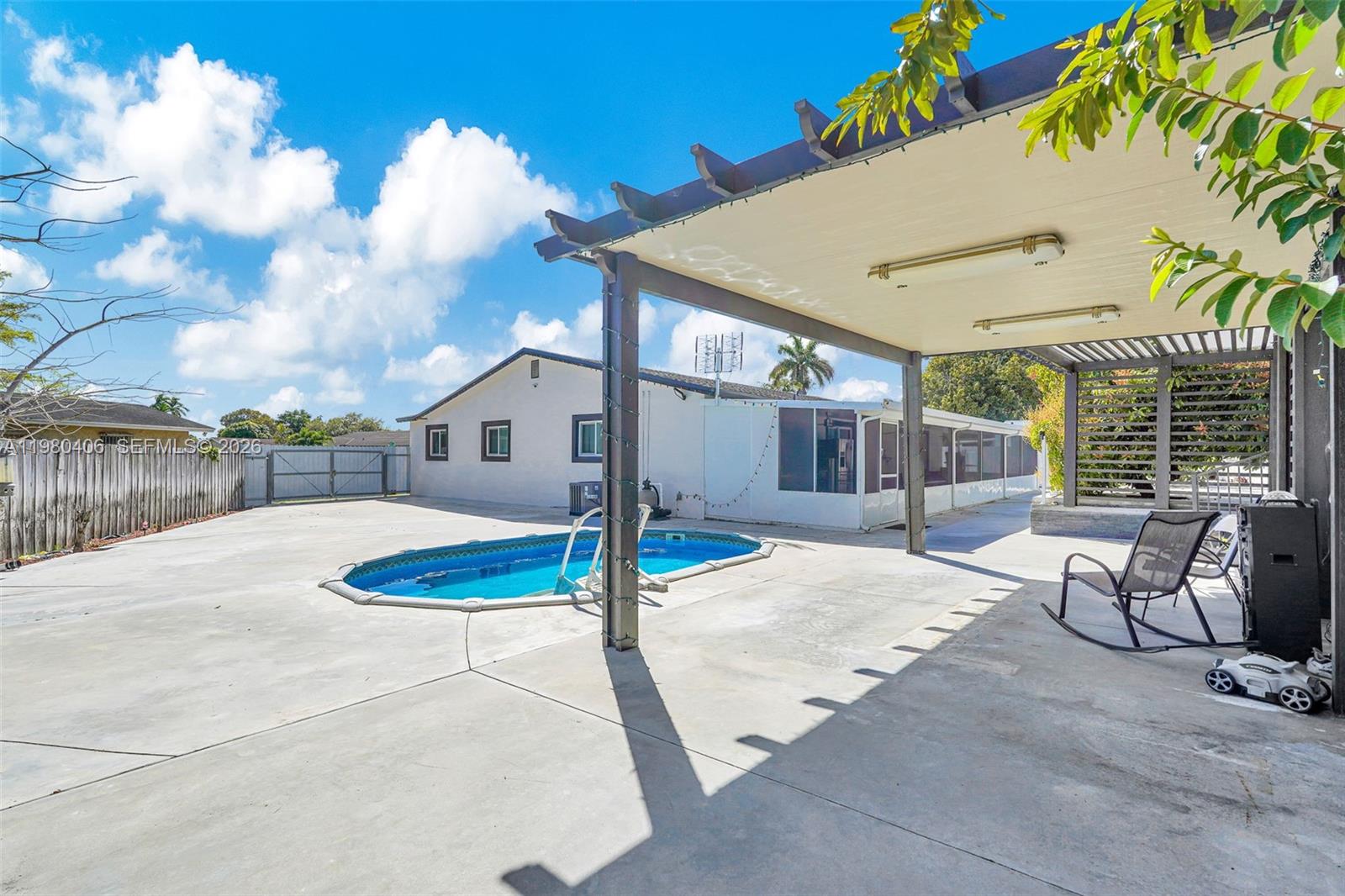 SOUTHLAND PINES - Residential