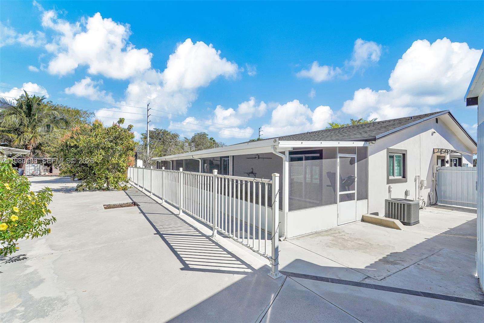 SOUTHLAND PINES - Residential