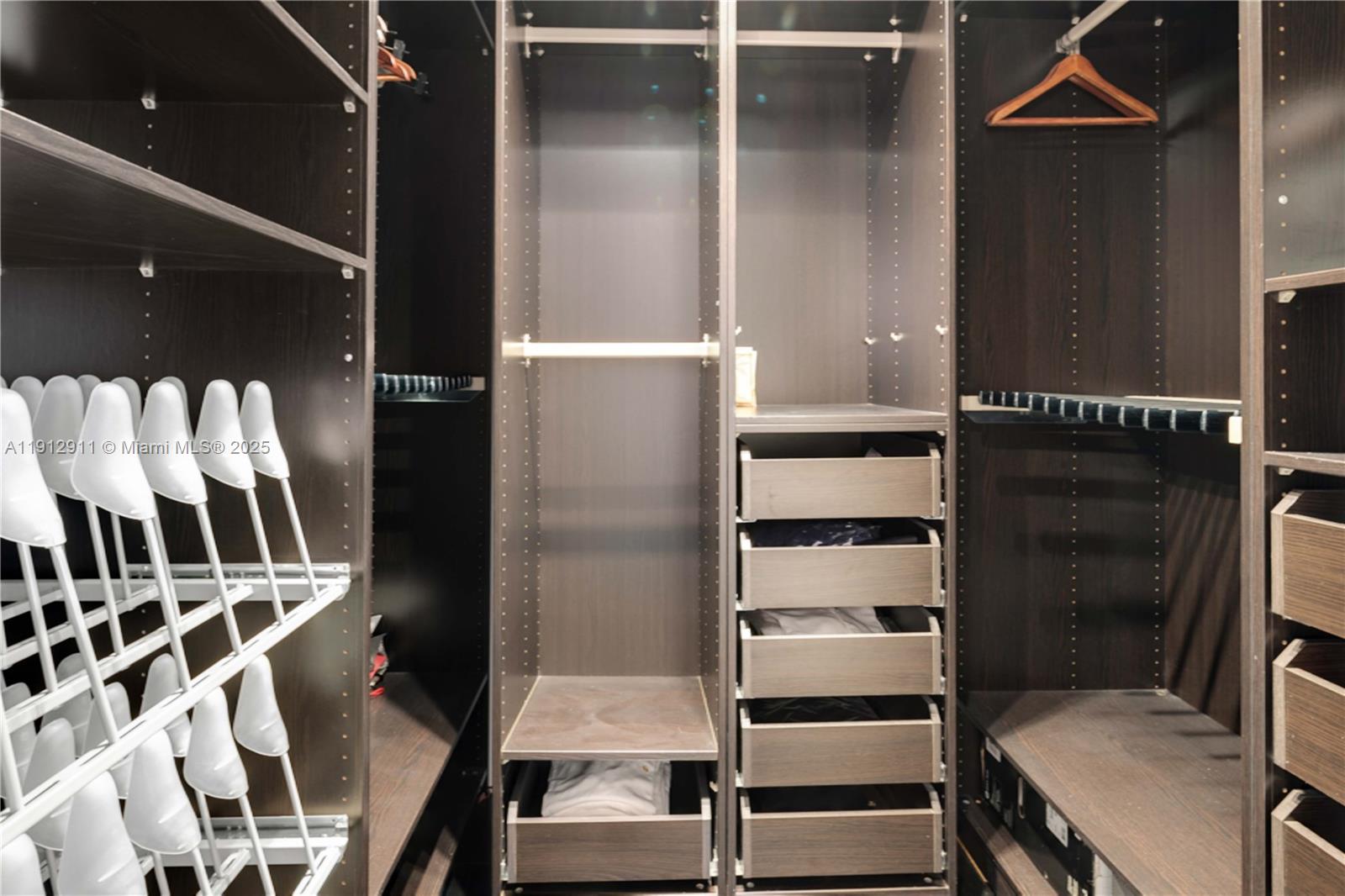 NINE ISLAND AVENUE CONDO - Residential Lease