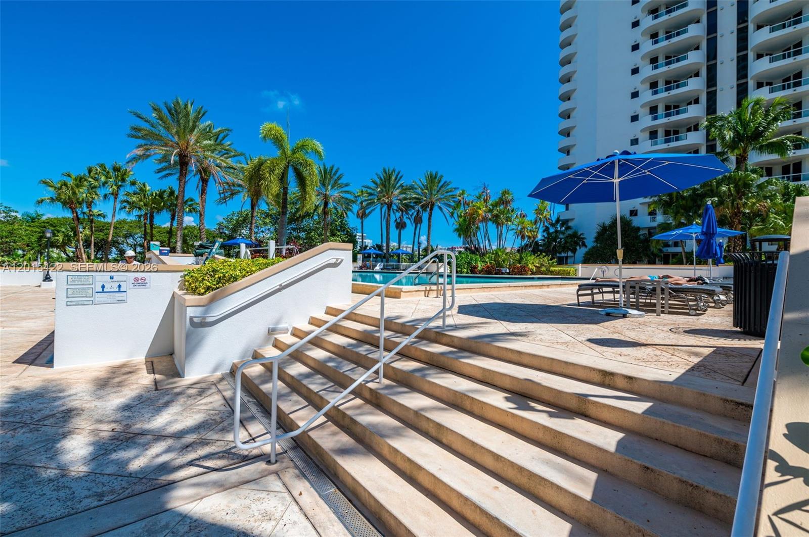 NORTH TOWER AT THE POINT - Residential