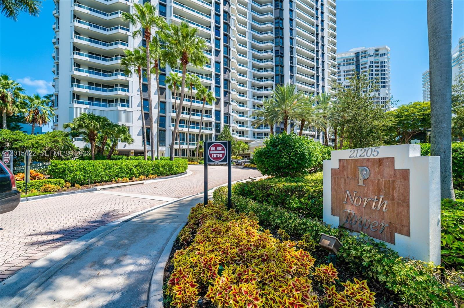 21205 Yacht Club Dr 3107