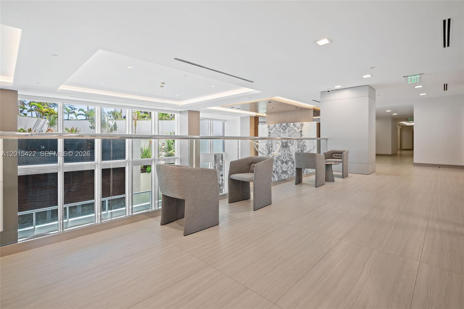 NORTH TOWER AT THE POINT - Residential