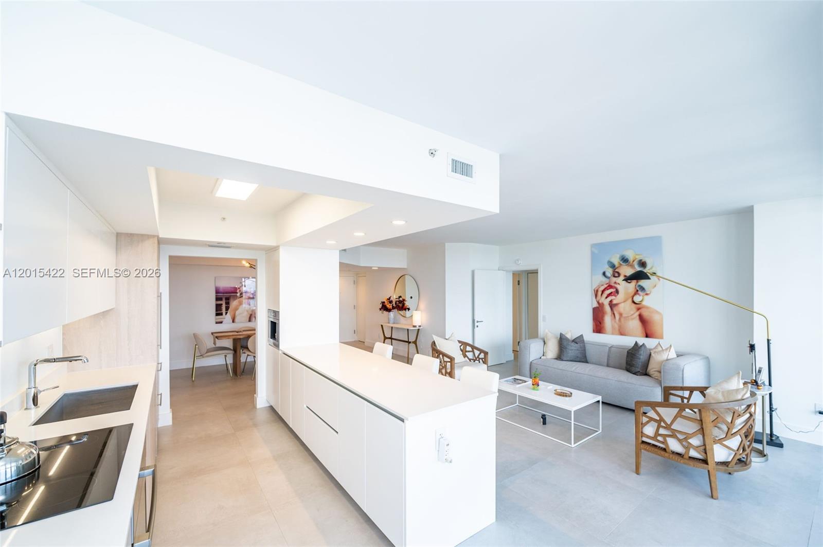 NORTH TOWER AT THE POINT - Residential