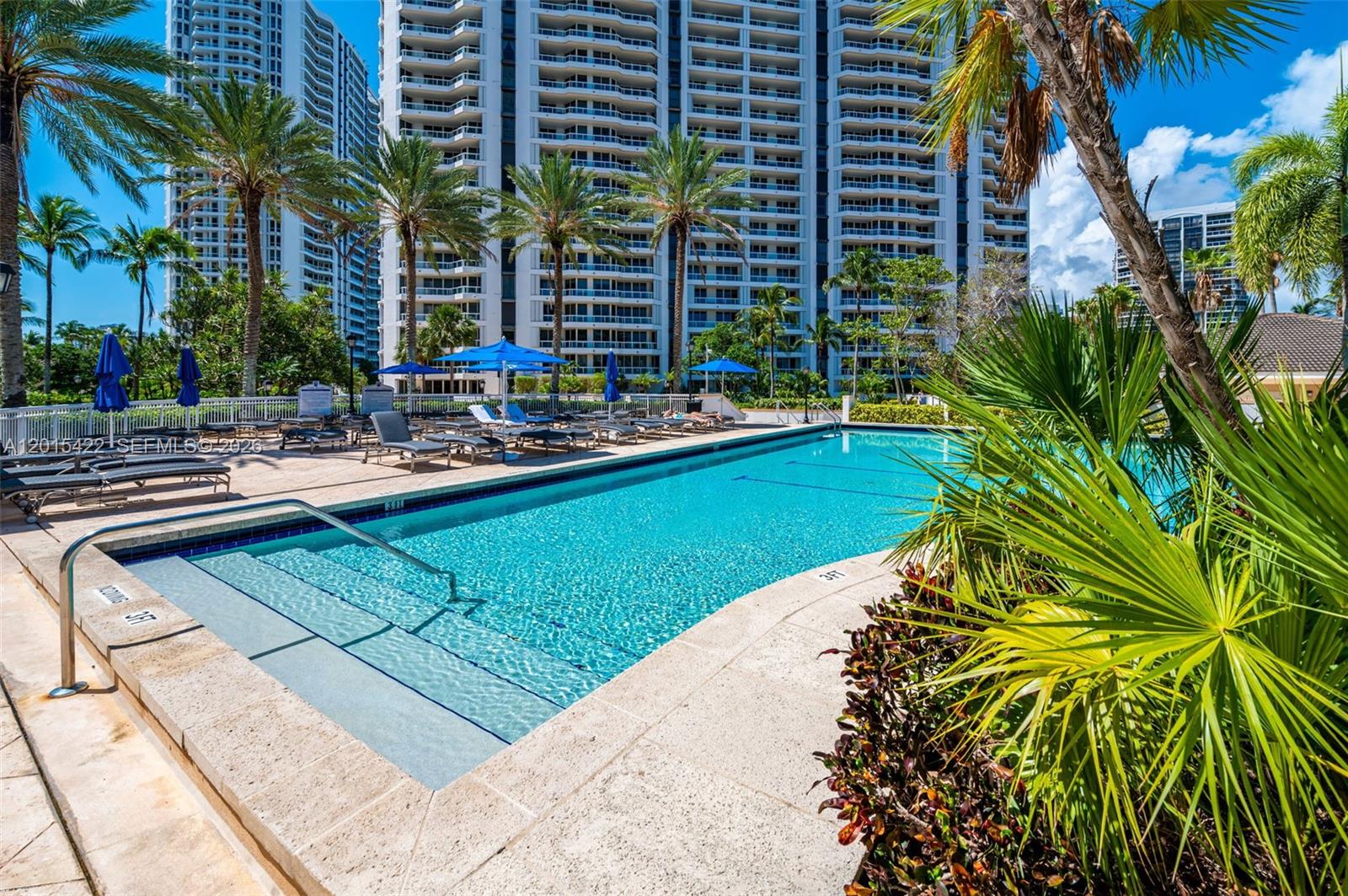 NORTH TOWER AT THE POINT - Residential