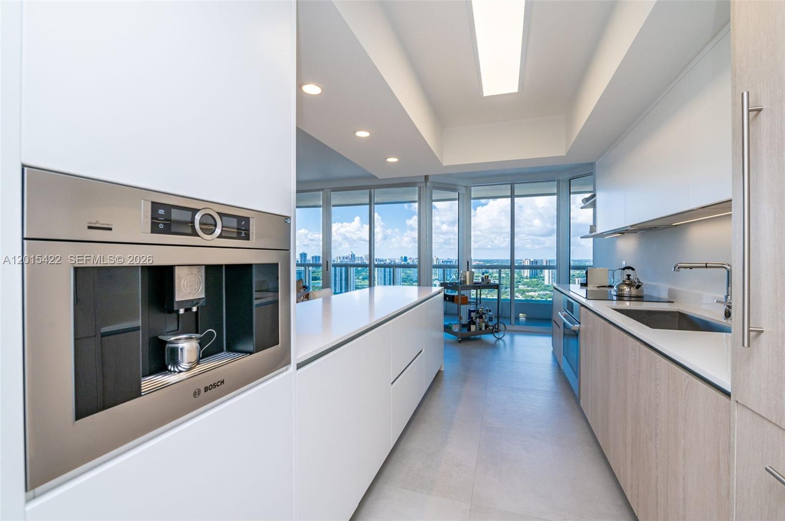 NORTH TOWER AT THE POINT - Residential