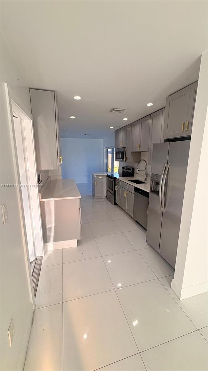 NORTH ANDREWS GARDENS 2ND - Residential