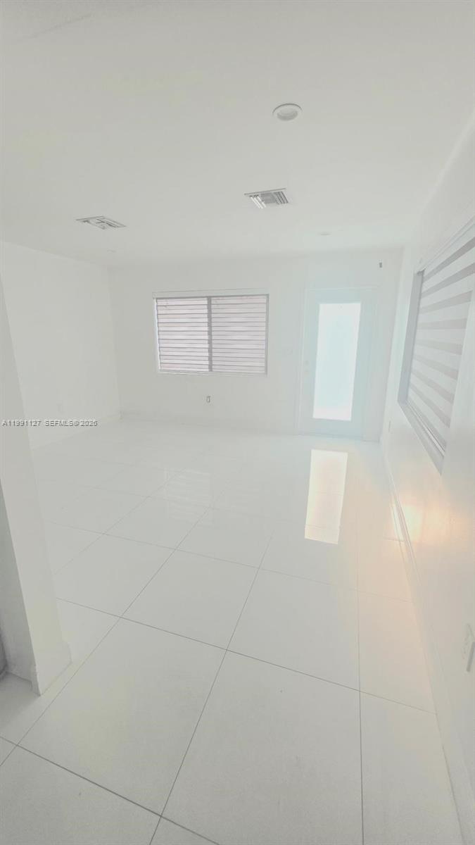 NORTH ANDREWS GARDENS 2ND - Residential