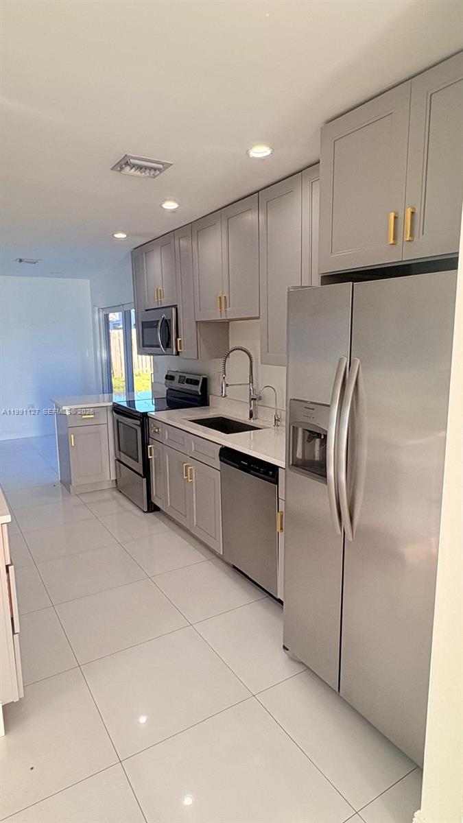 NORTH ANDREWS GARDENS 2ND - Residential