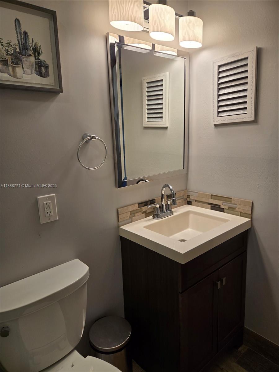EMBARCADERO CONDO - Residential