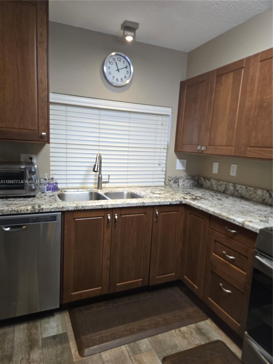 EMBARCADERO CONDO - Residential