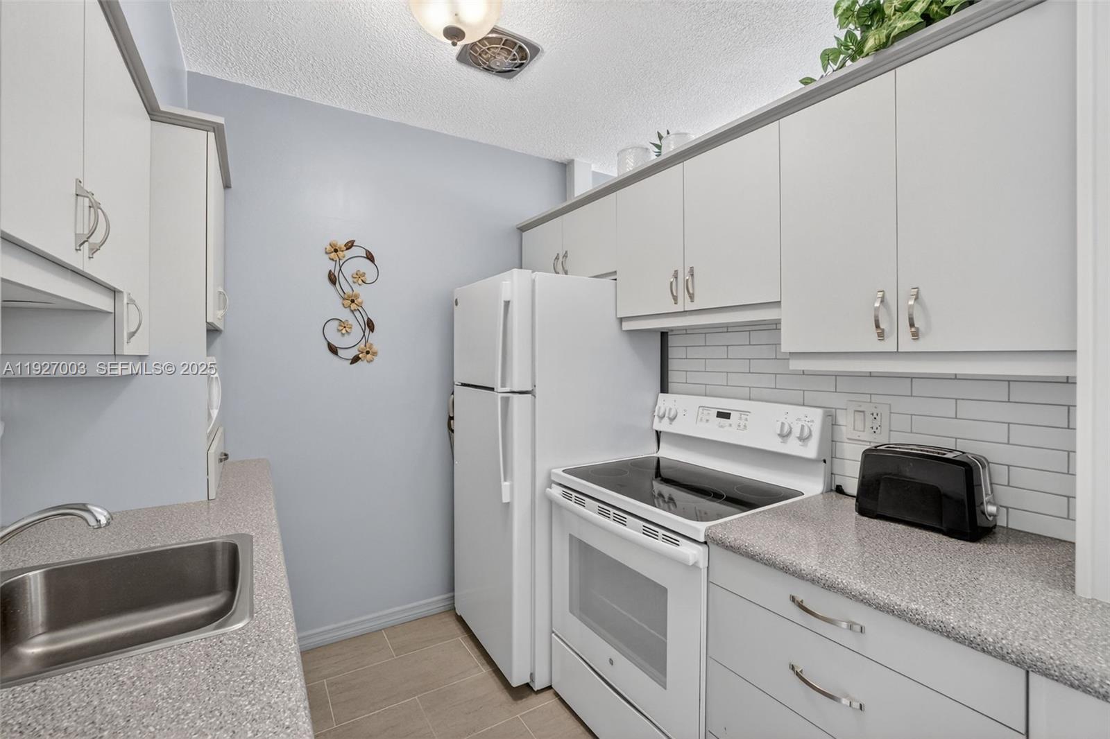 ROLEN LAKE GARDENS CO-OP - Residential