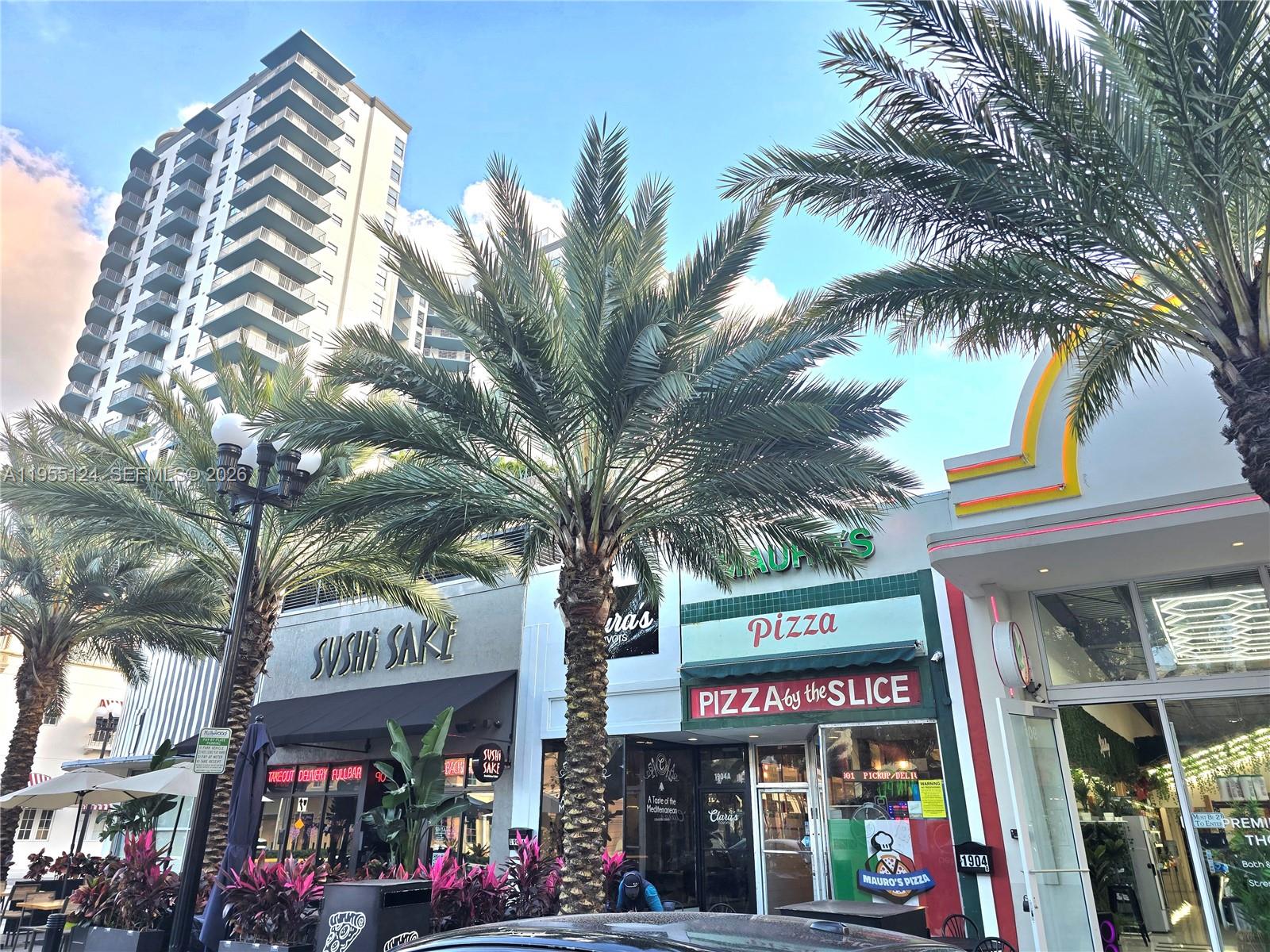 WARRENTON HOUSE CONDO - Residential