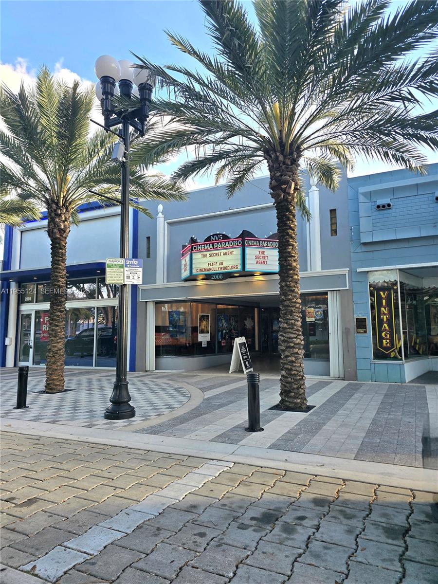 WARRENTON HOUSE CONDO - Residential