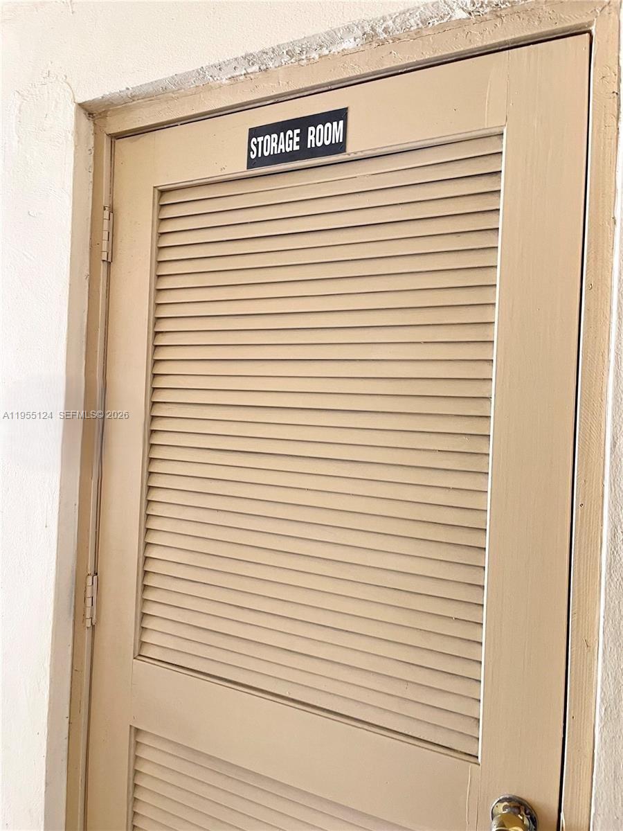 WARRENTON HOUSE CONDO - Residential