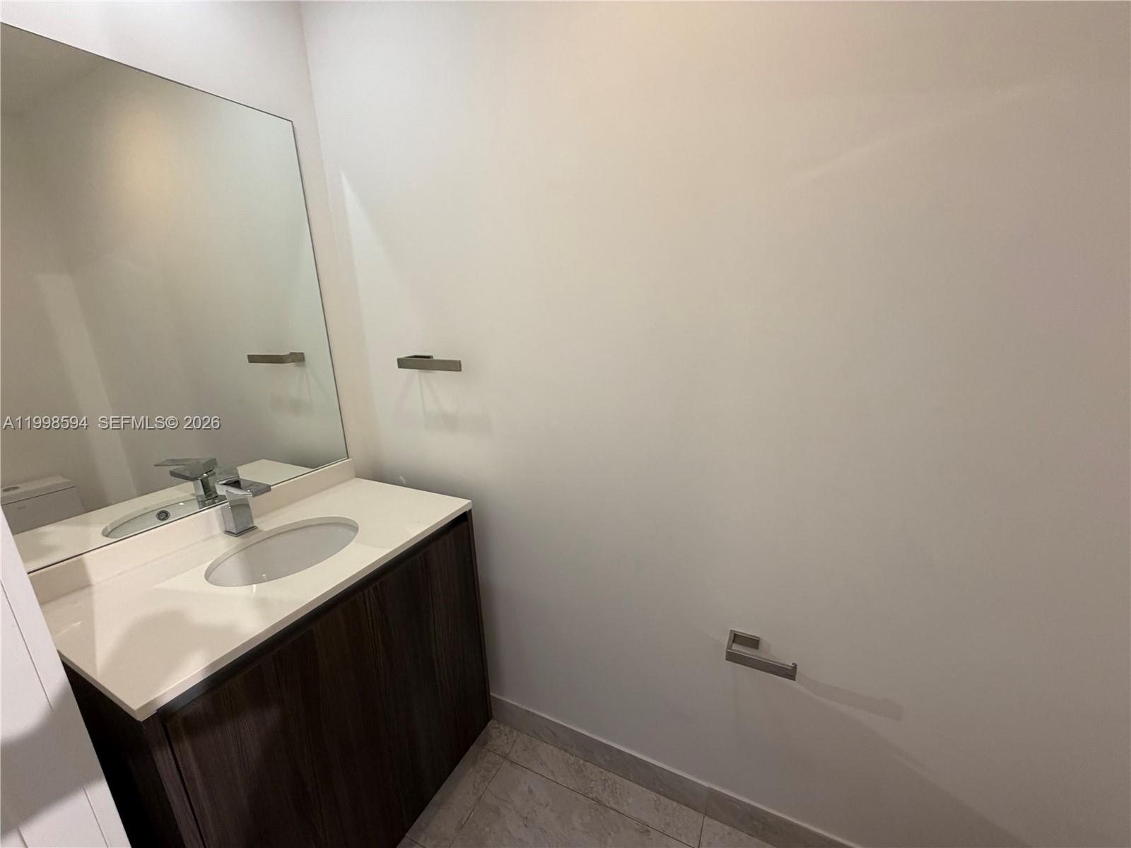 ARIA ON THE BAY CONDO - Residential Lease