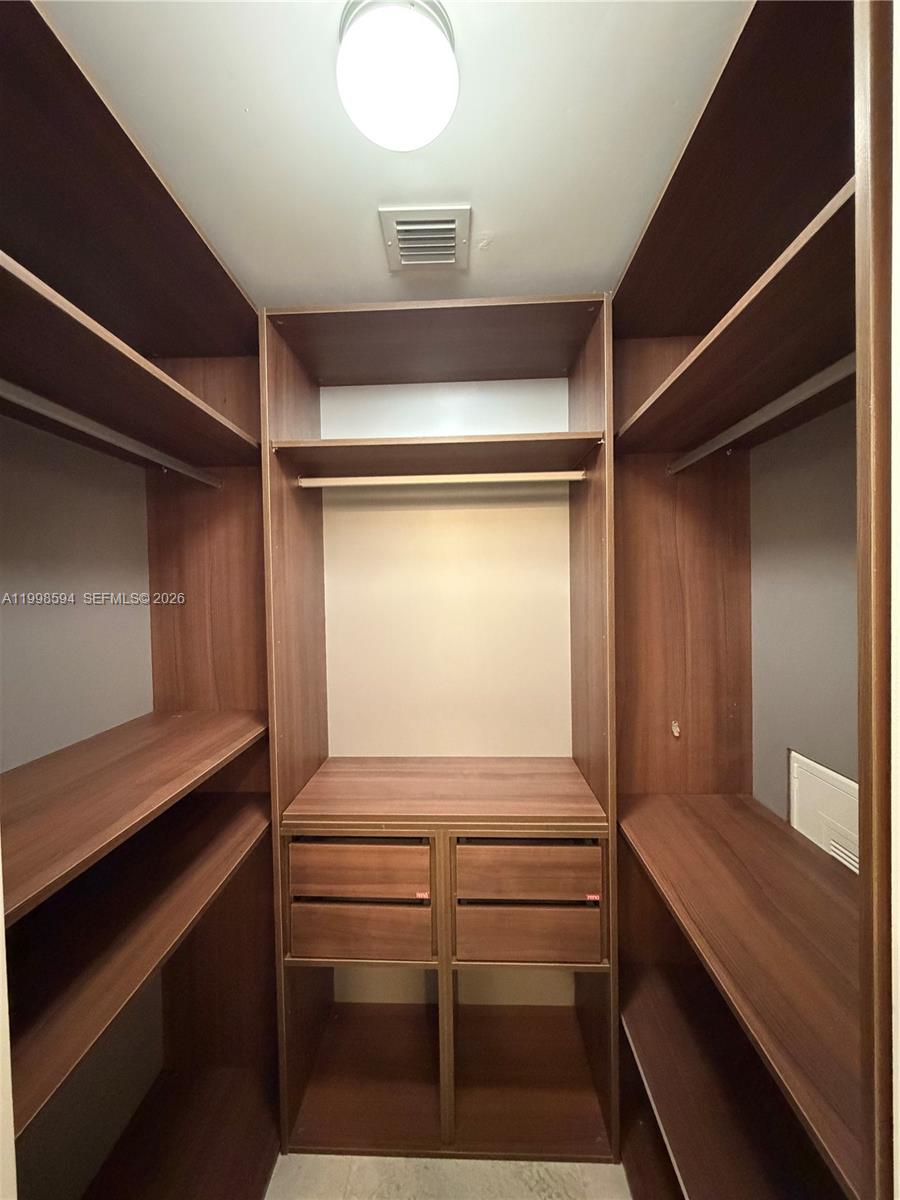 ARIA ON THE BAY CONDO - Residential Lease