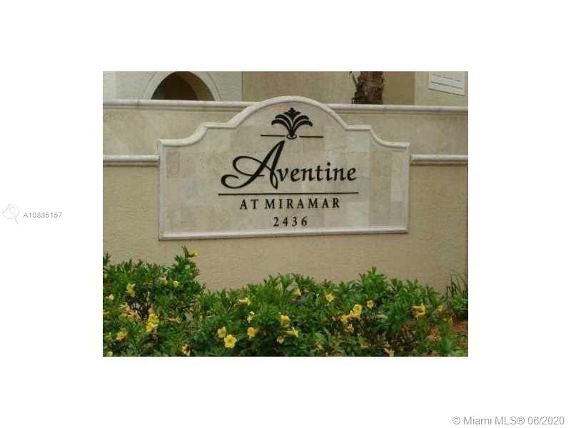 Beautiful 2 bed 2 bath condo at Aventine at Miramar. Laminate floors throughout. Close to parks, shopping areas, highways. This one is a must see. Don't miss out on this amazing opportunity.Landlord requests prospect tenant MUST go thru tenant screening process since there is no association approval.Text listing agent for showing instructions.