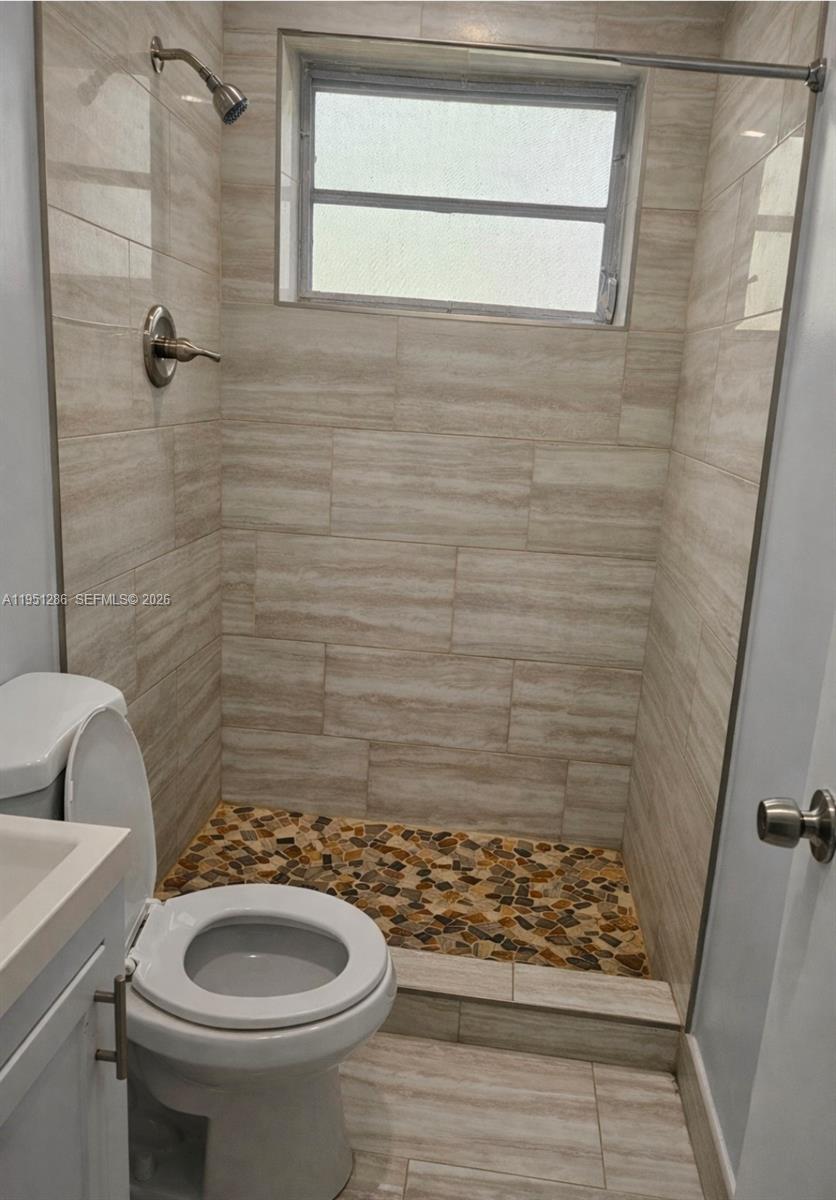 BISCAYNE VILLAGE HEIGHTS - Residential