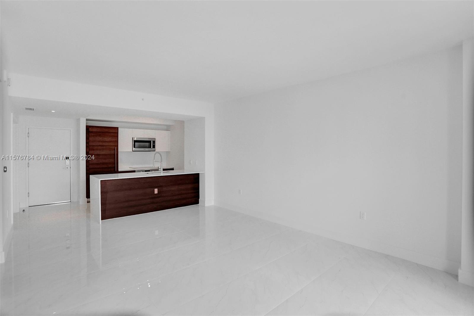 MERRICK MANOR - Residential Lease