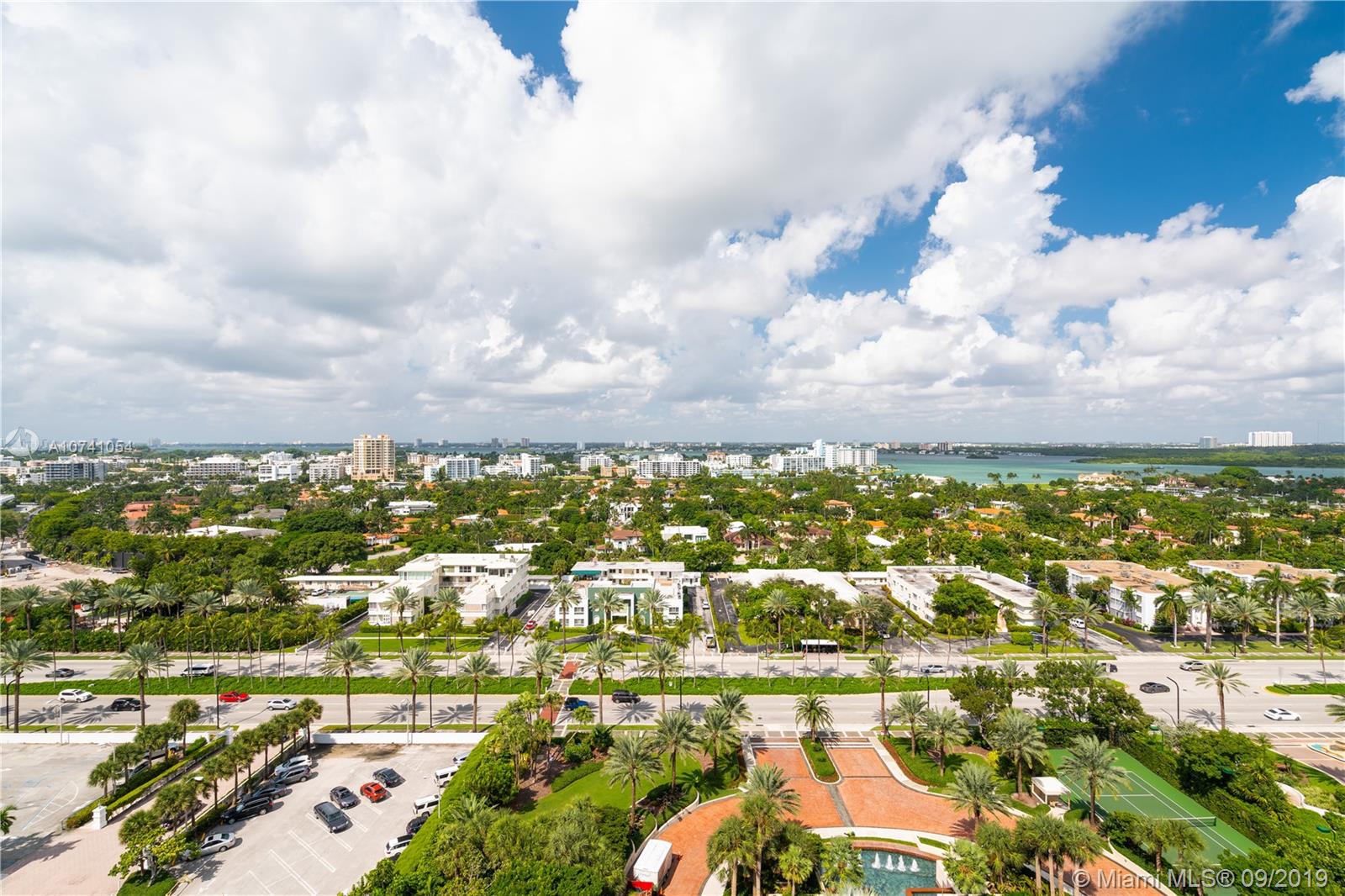 BAL HARBOUR TOWER CONDO - Residential