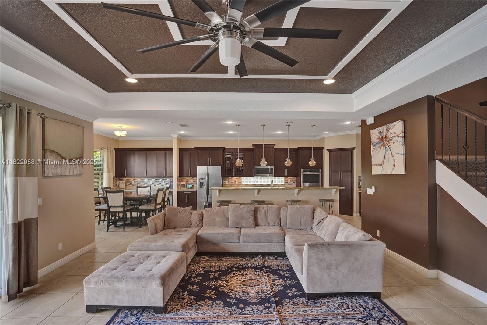 DILLRUN ESTATES - Residential Lease