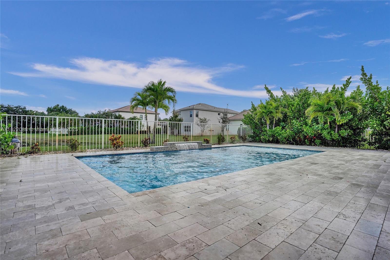 DILLRUN ESTATES - Residential Lease