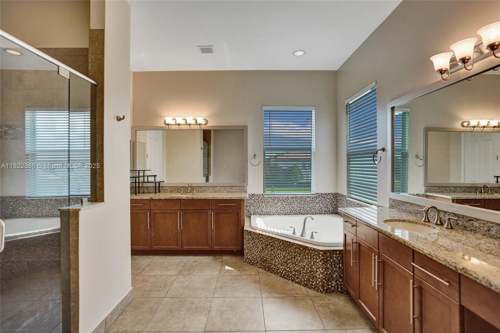 DILLRUN ESTATES - Residential Lease