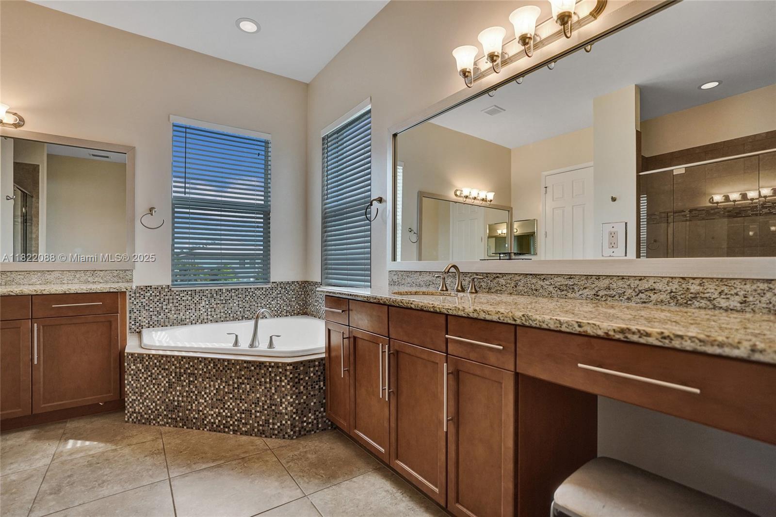 DILLRUN ESTATES - Residential Lease