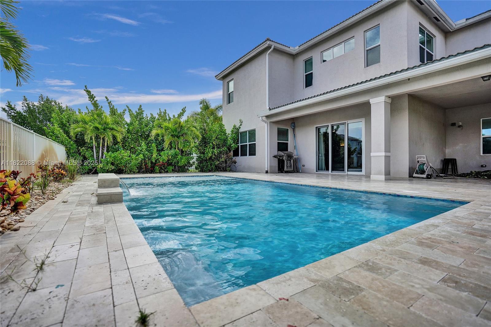 DILLRUN ESTATES - Residential Lease