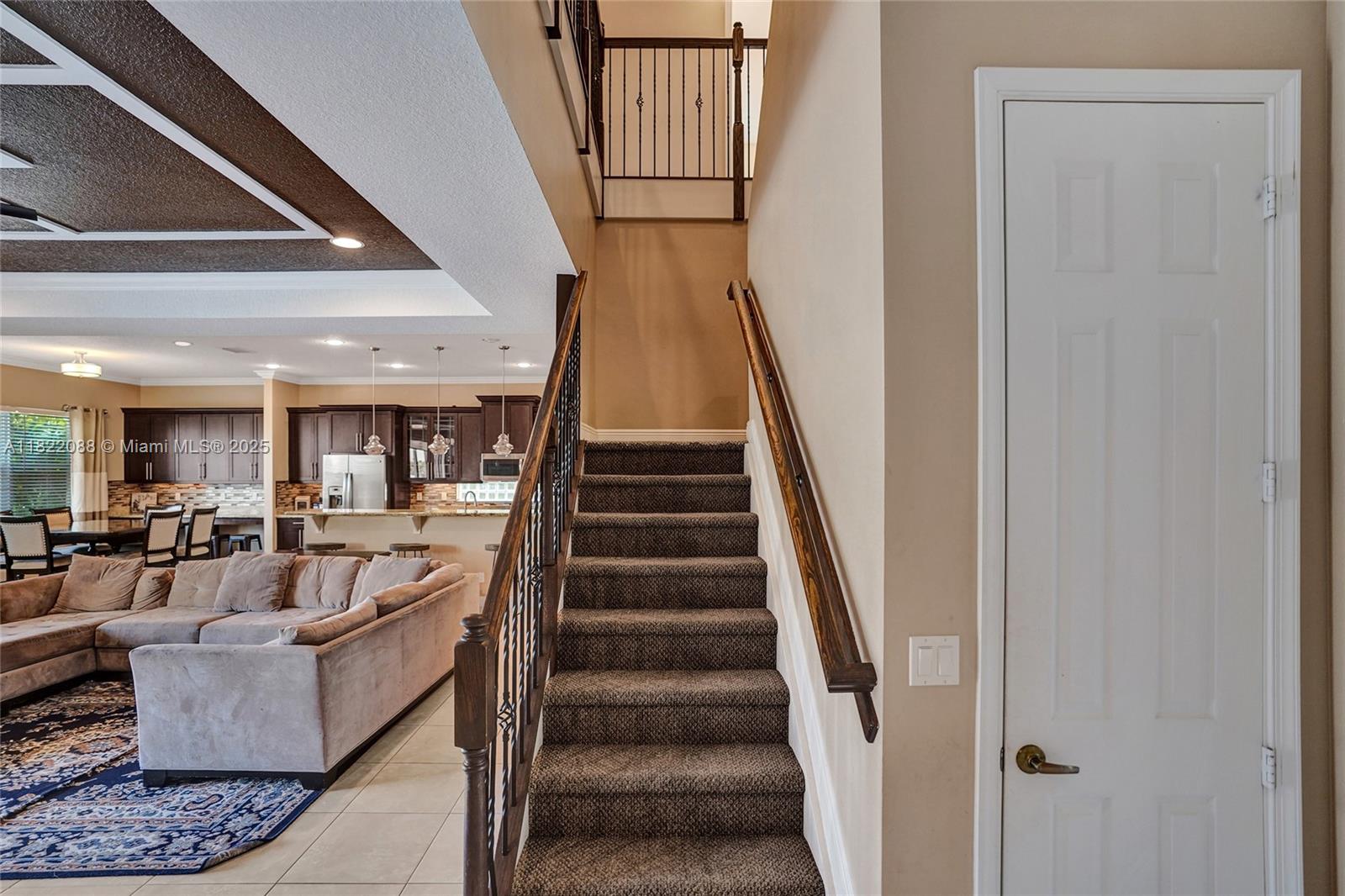 DILLRUN ESTATES - Residential Lease