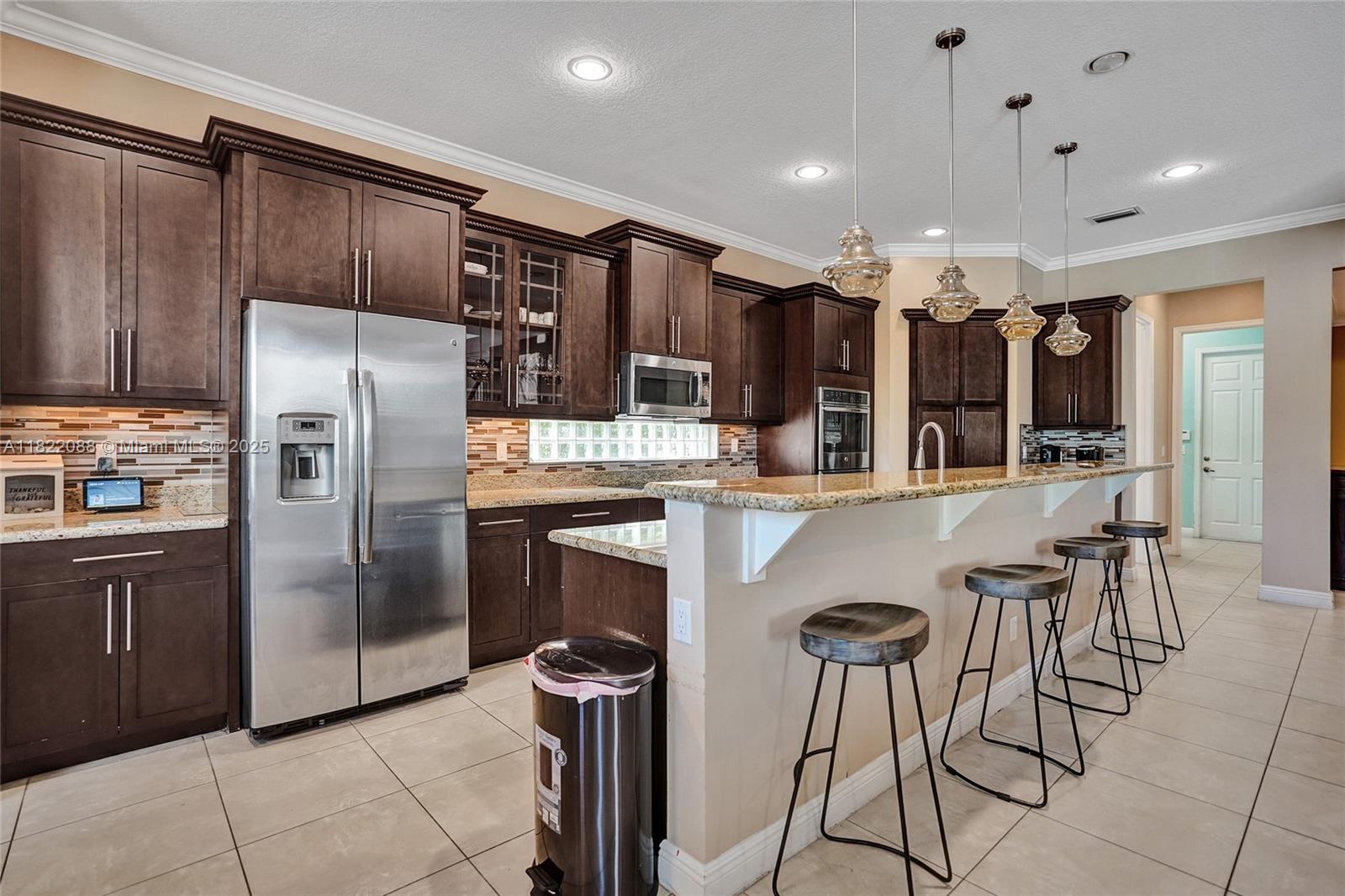 DILLRUN ESTATES - Residential Lease