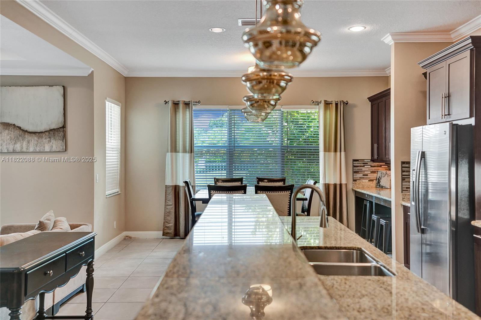 DILLRUN ESTATES - Residential Lease